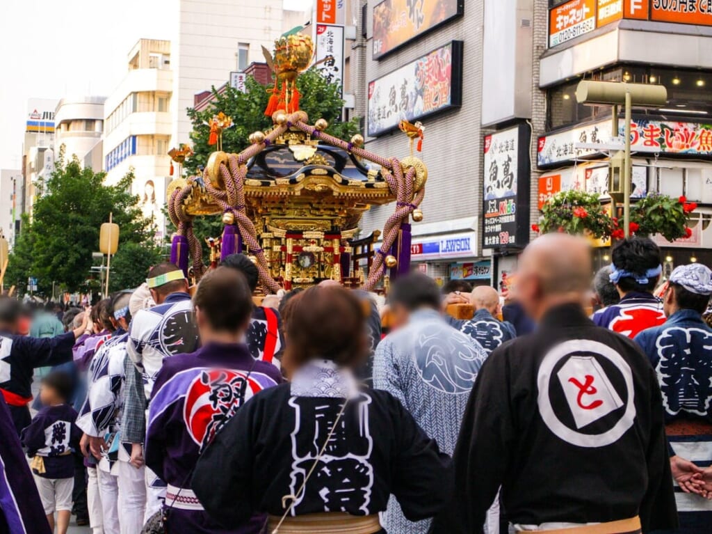 上川神社例大祭担ぎ神輿