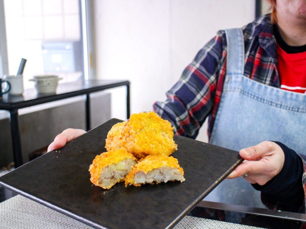 たこカラッとのコロッケ