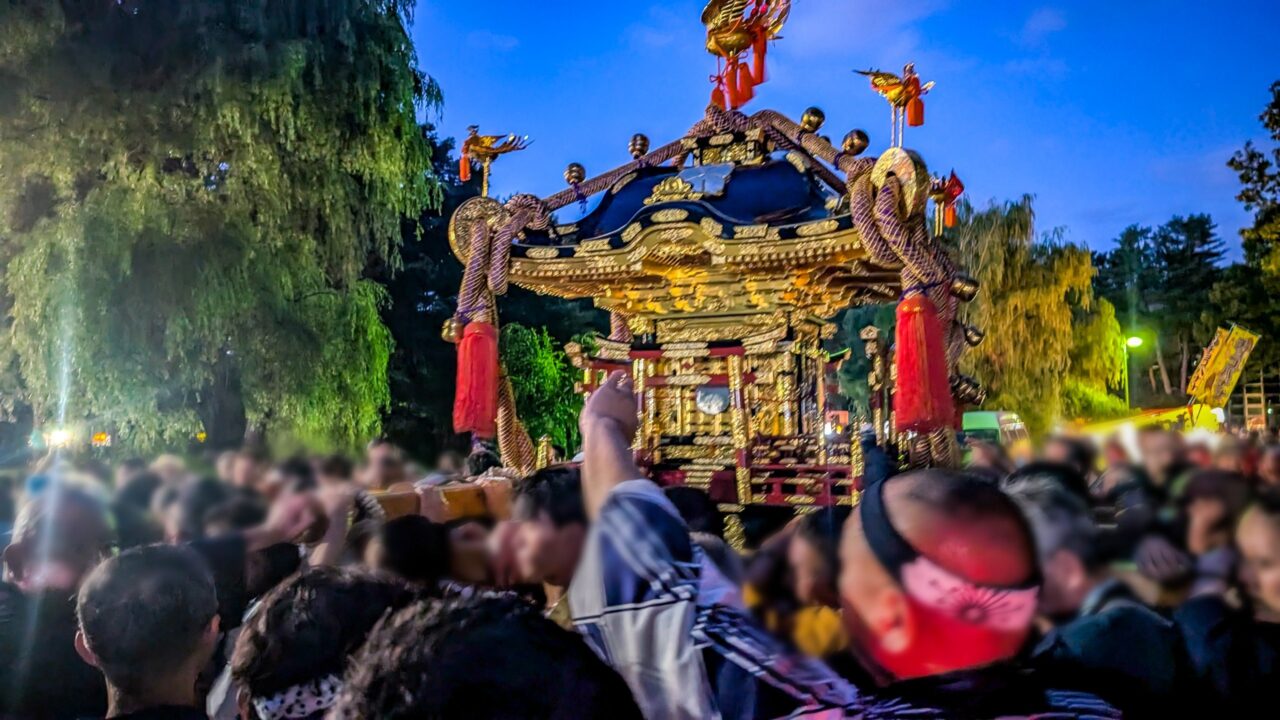 上川神社祭　神輿